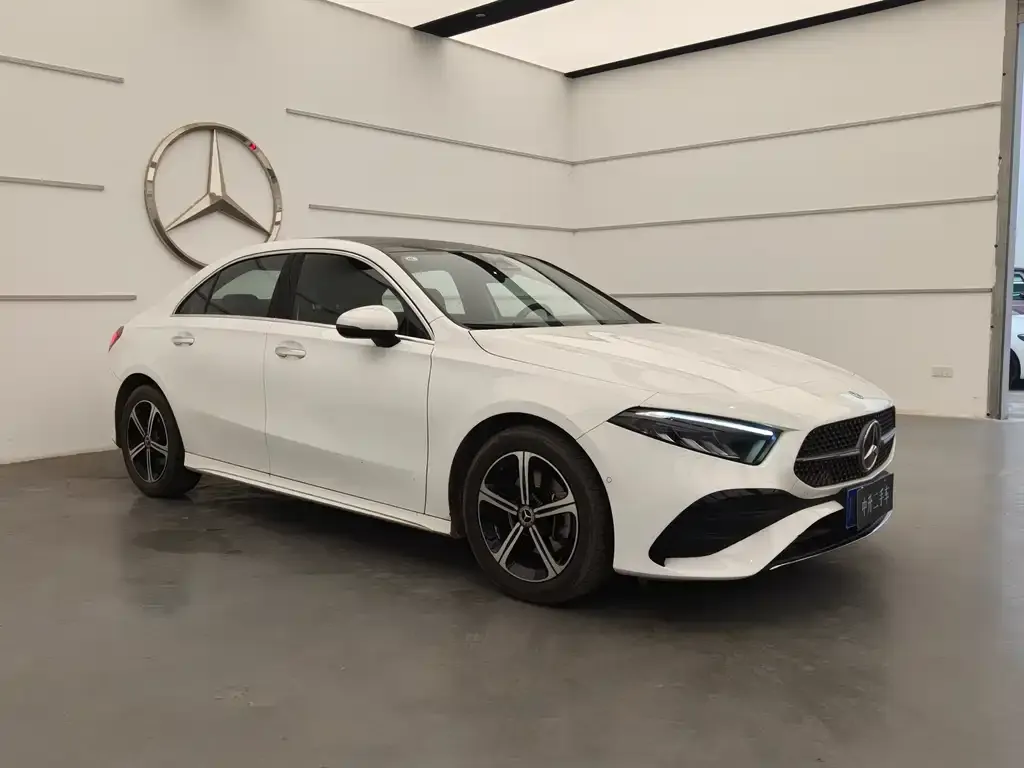 Mercedes-Benz A-Class — фото 9