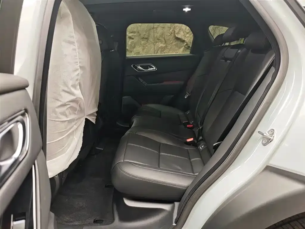 Land Rover Velar 2026 из CN, фото 4