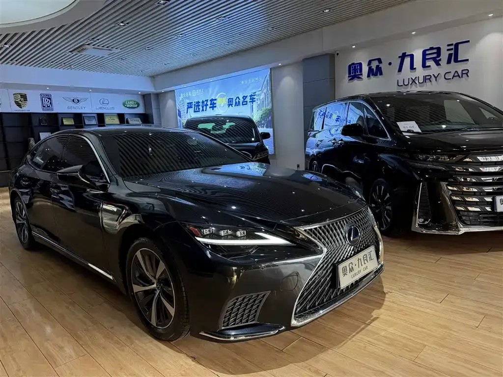 Lexus LS 2022 из CN, фото 1