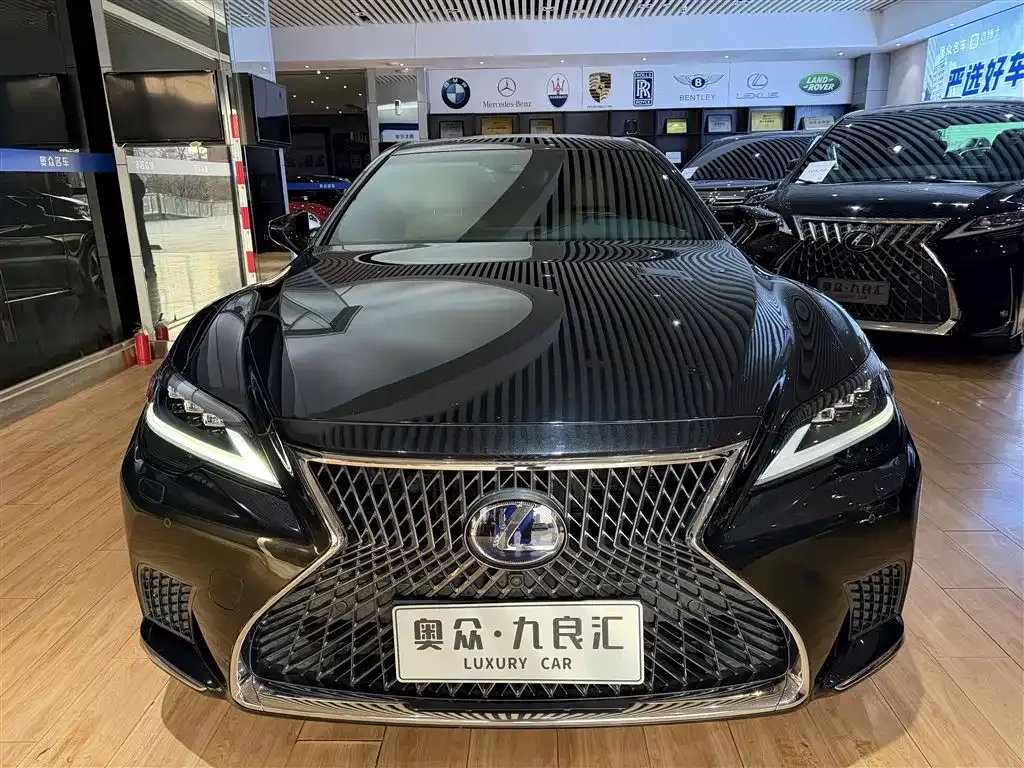 Lexus LS 2022 из CN, фото 10