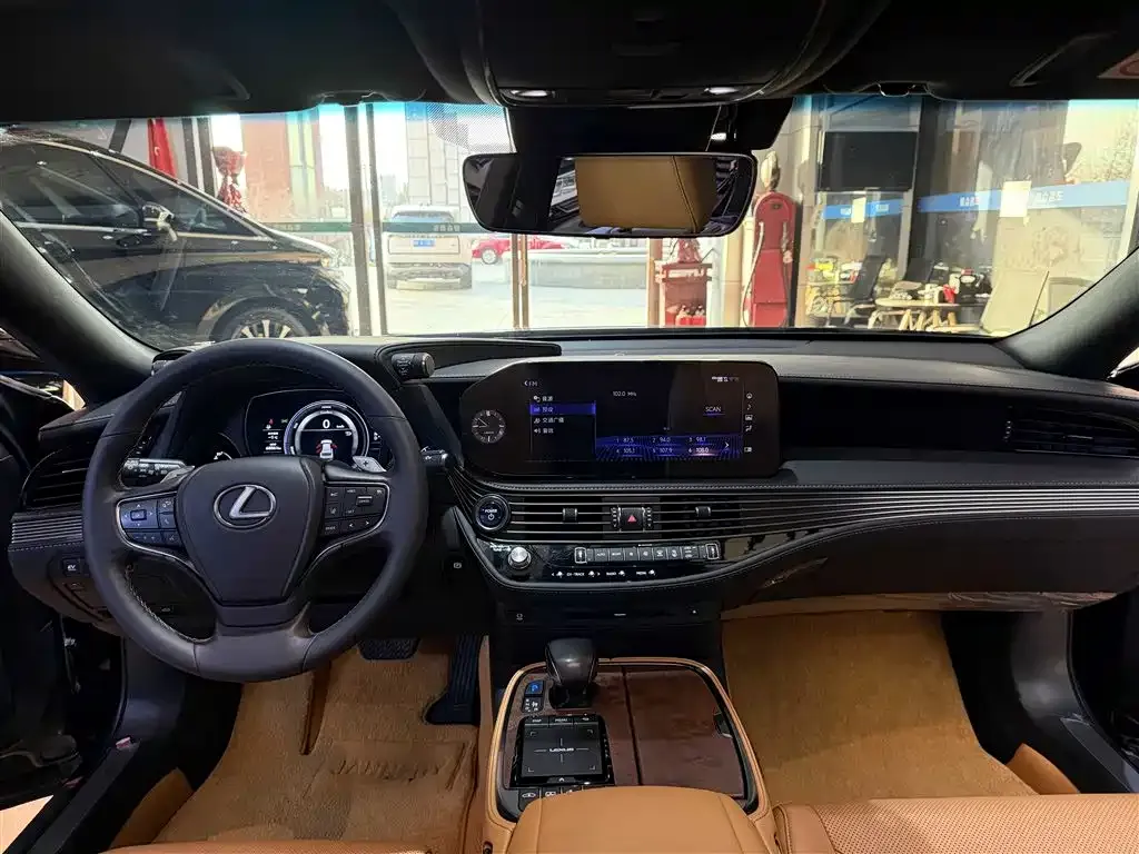 Lexus LS 2022 из CN, фото 9