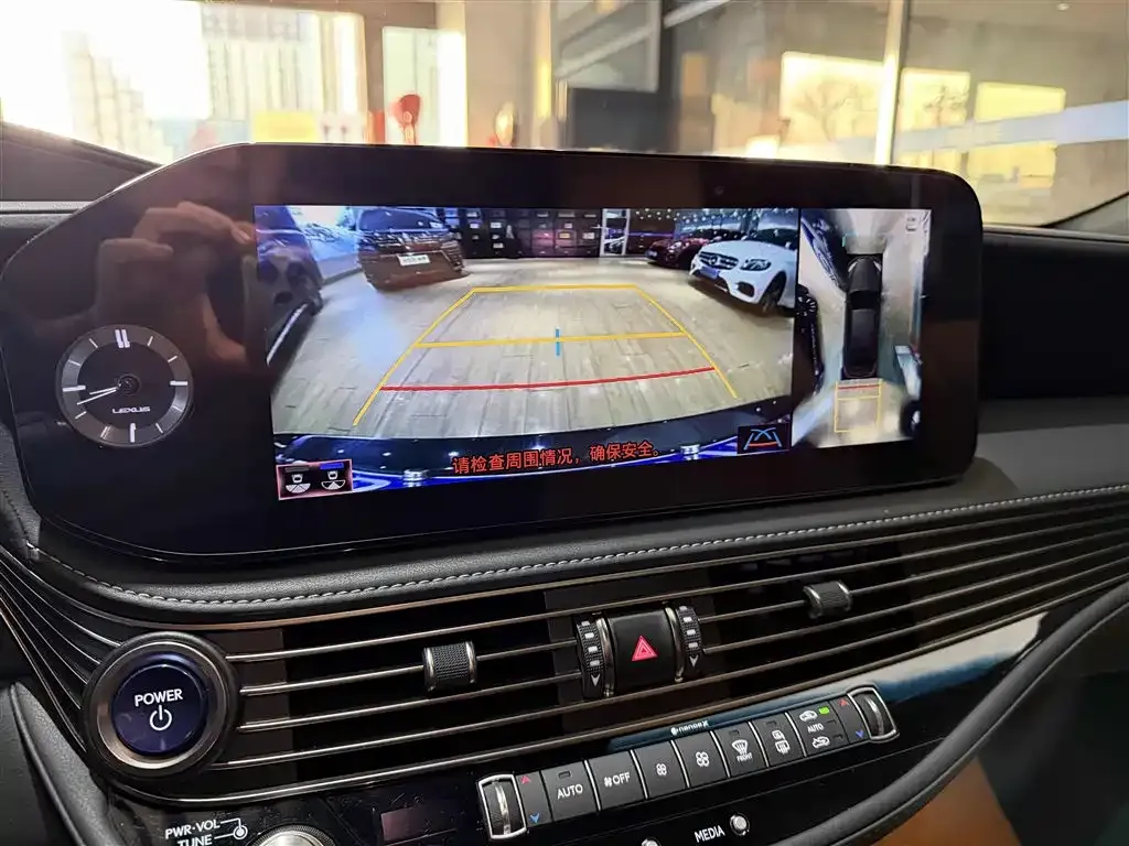 Lexus LS 2022 из CN, фото 3