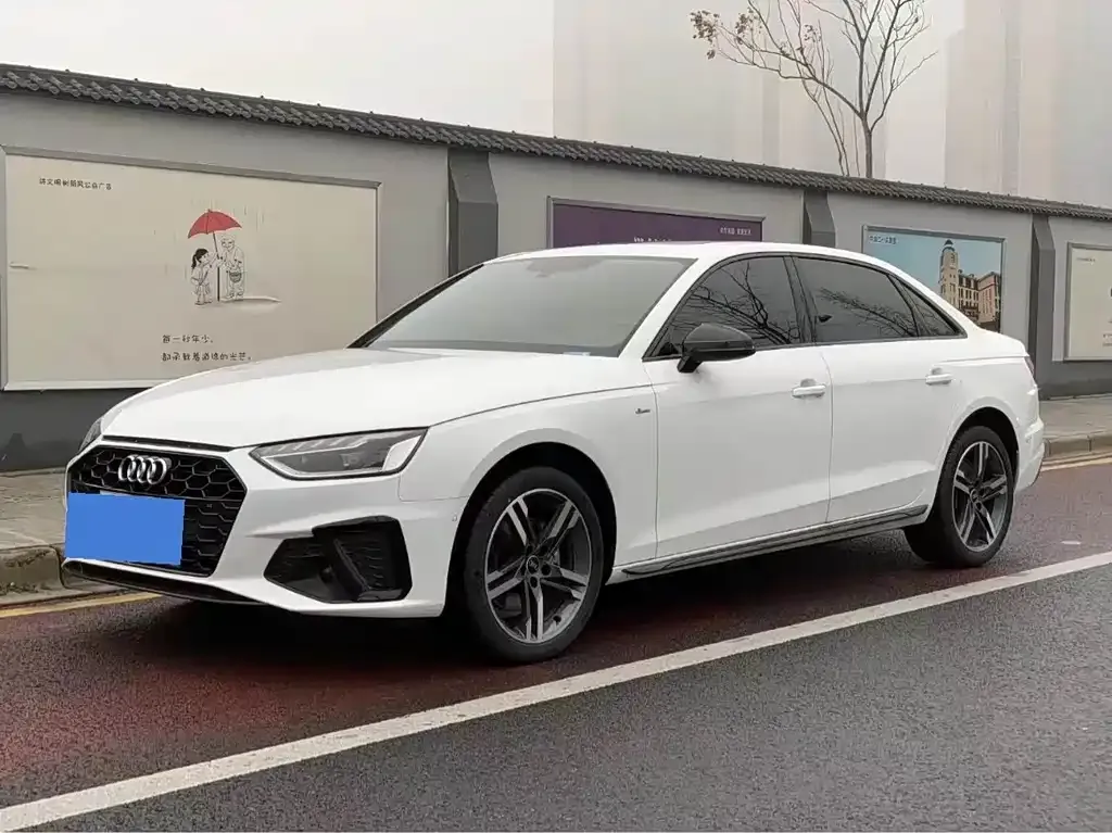 Audi A4L 2023 из CN, фото 1