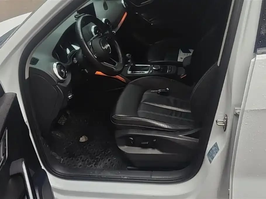 Audi Q2L 2022 из CN, фото 8