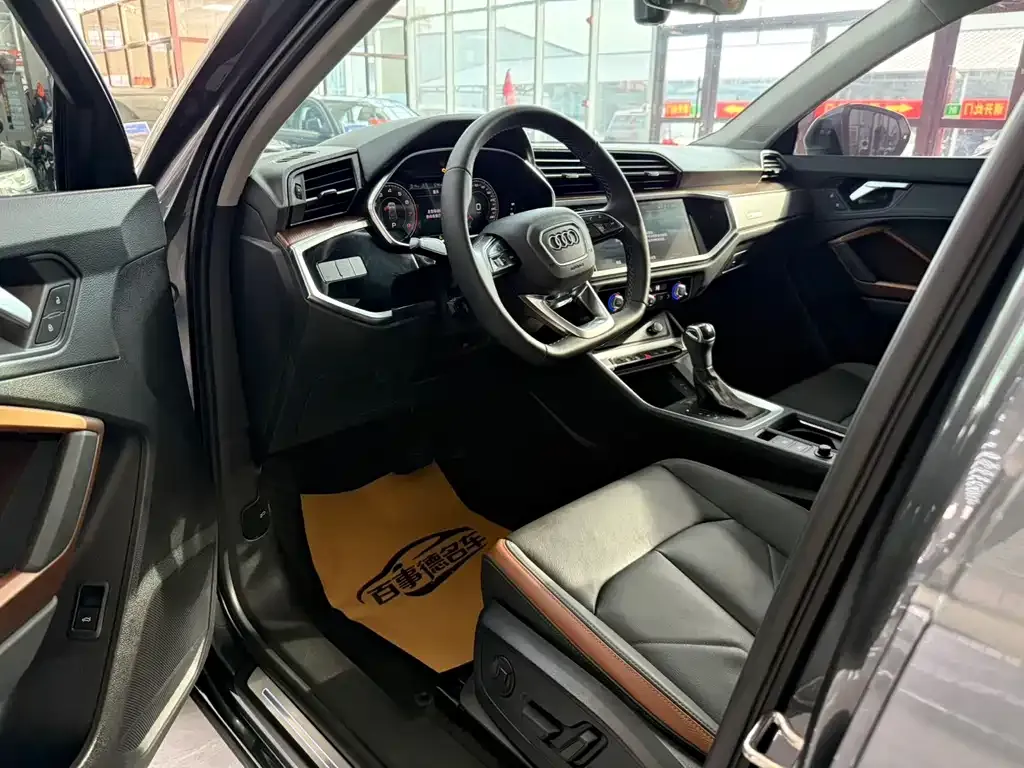 Audi Q3 2022 из CN, фото 3