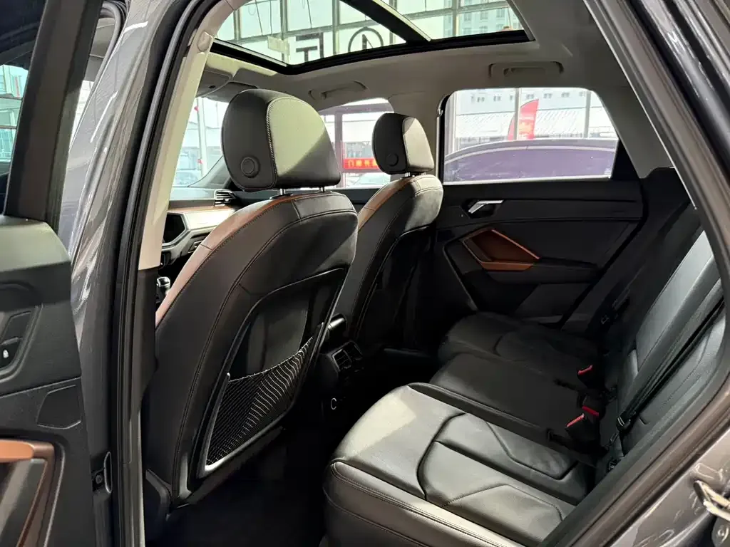 Audi Q3 2022 из CN, фото 5