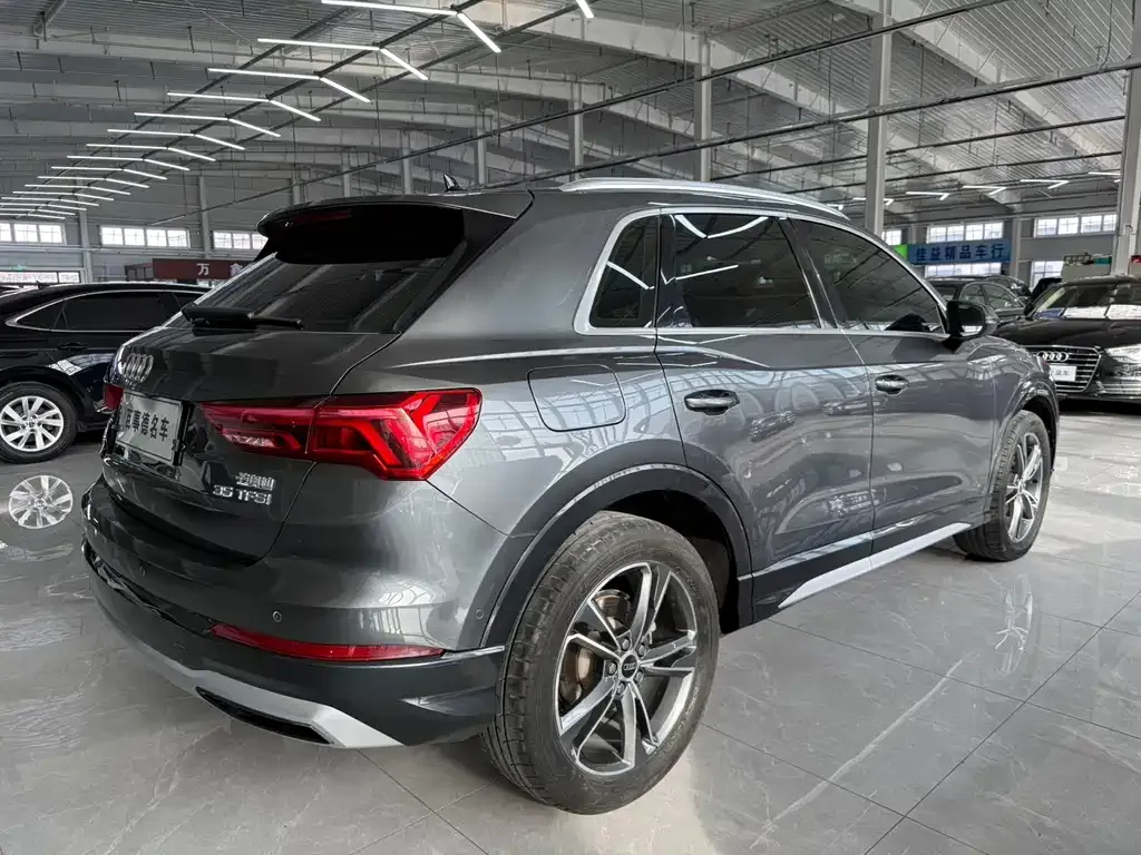 Audi Q3 2022 из CN, фото 10