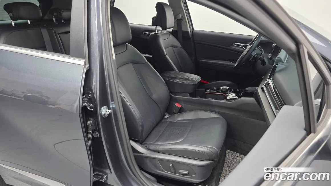 Kia Sportage — фото 10