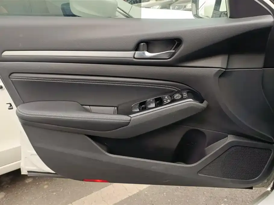 Nissan Teana 2025 из CN, фото 6