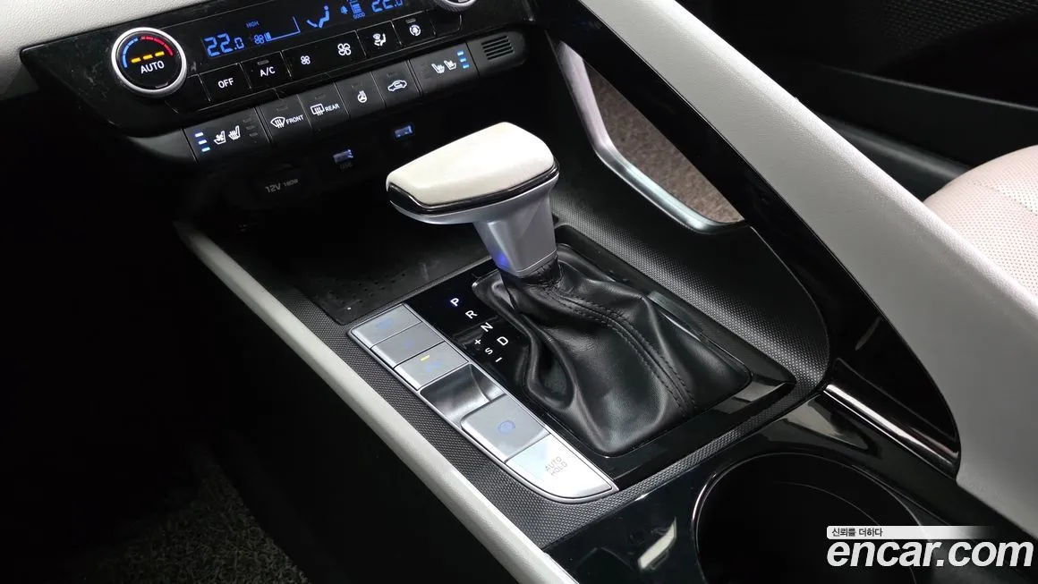 Hyundai AVANTE — фото 4