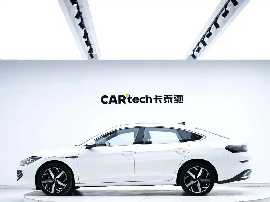 Volkswagen Lamando 2023 из CN, фото 8