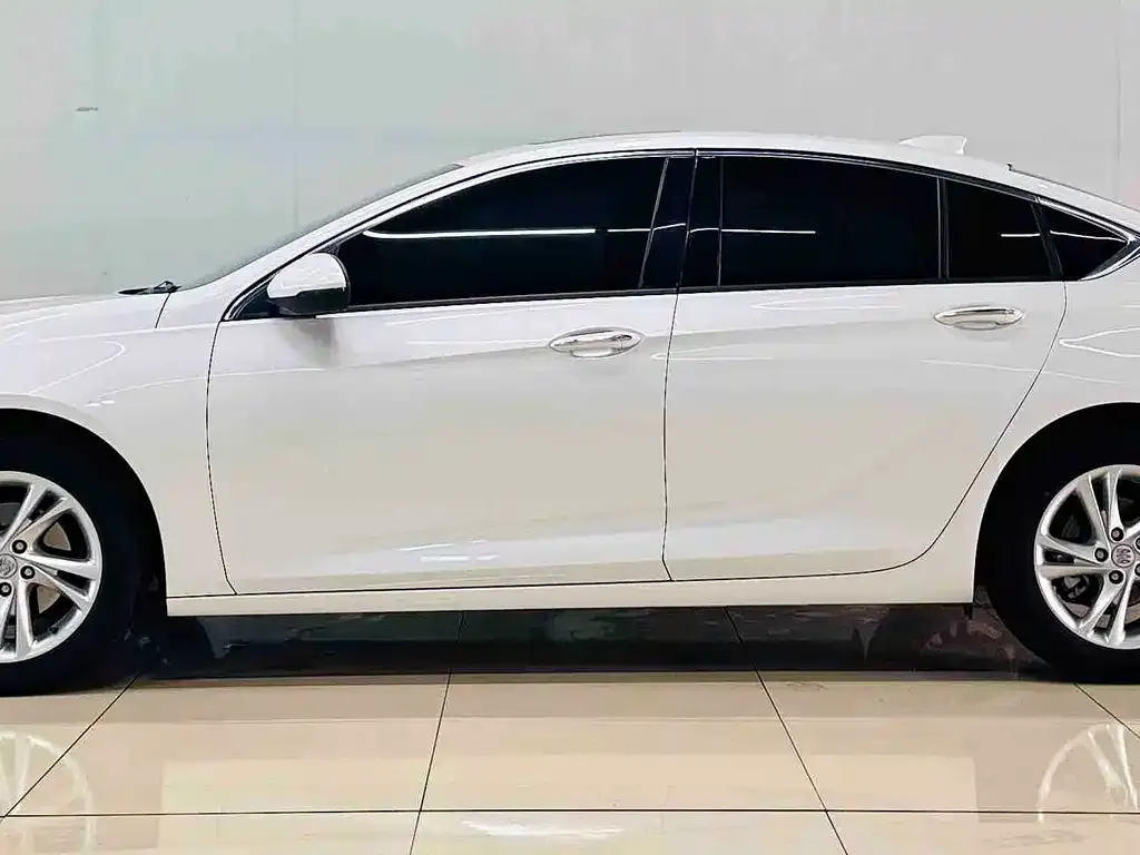 Buick Regal 2023 из CN, фото 3