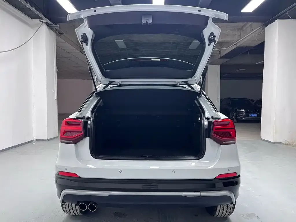 Audi Q2L 2021 из CN, фото 6