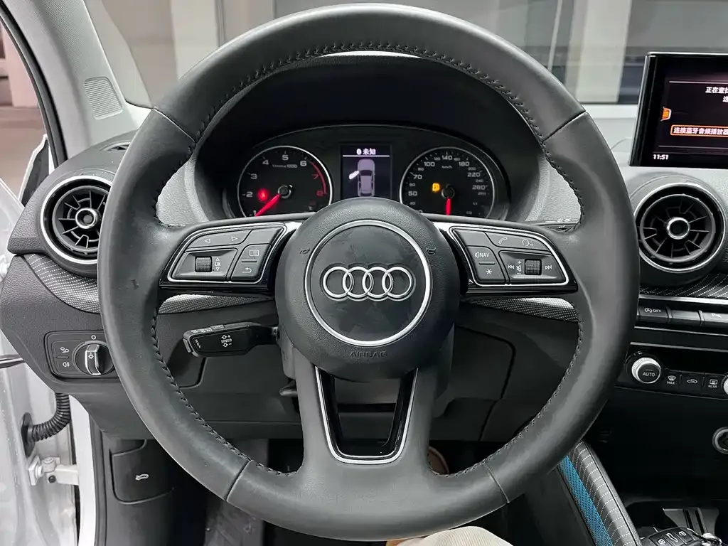 Audi Q2L 2021 из CN, фото 5