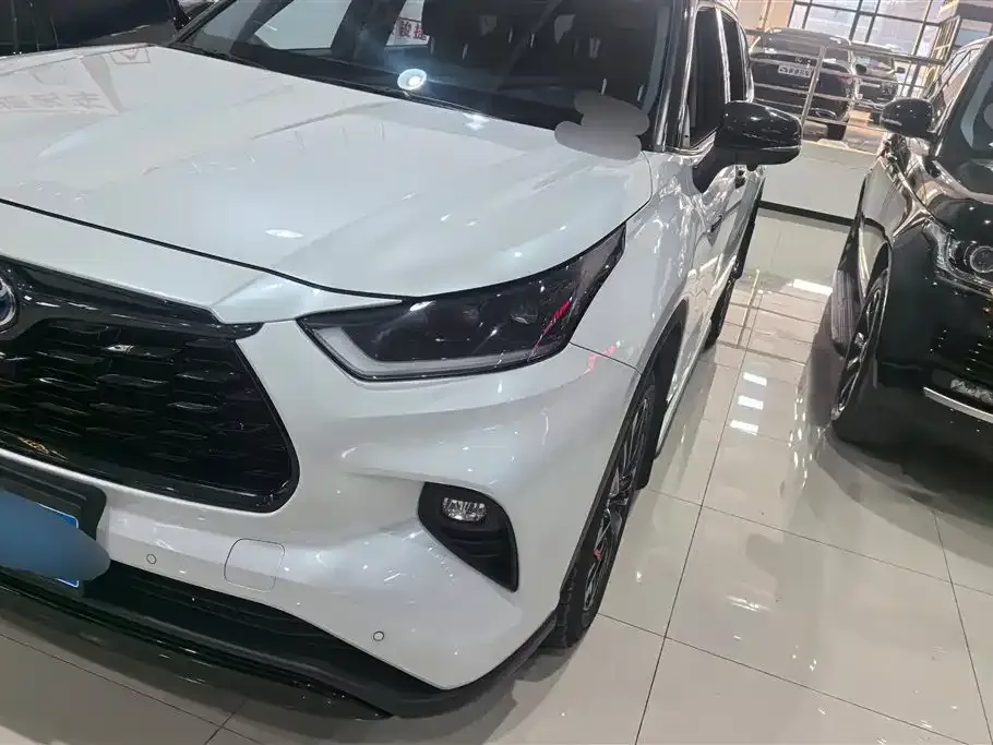 Toyota Highlander 2023 из CN, фото 10