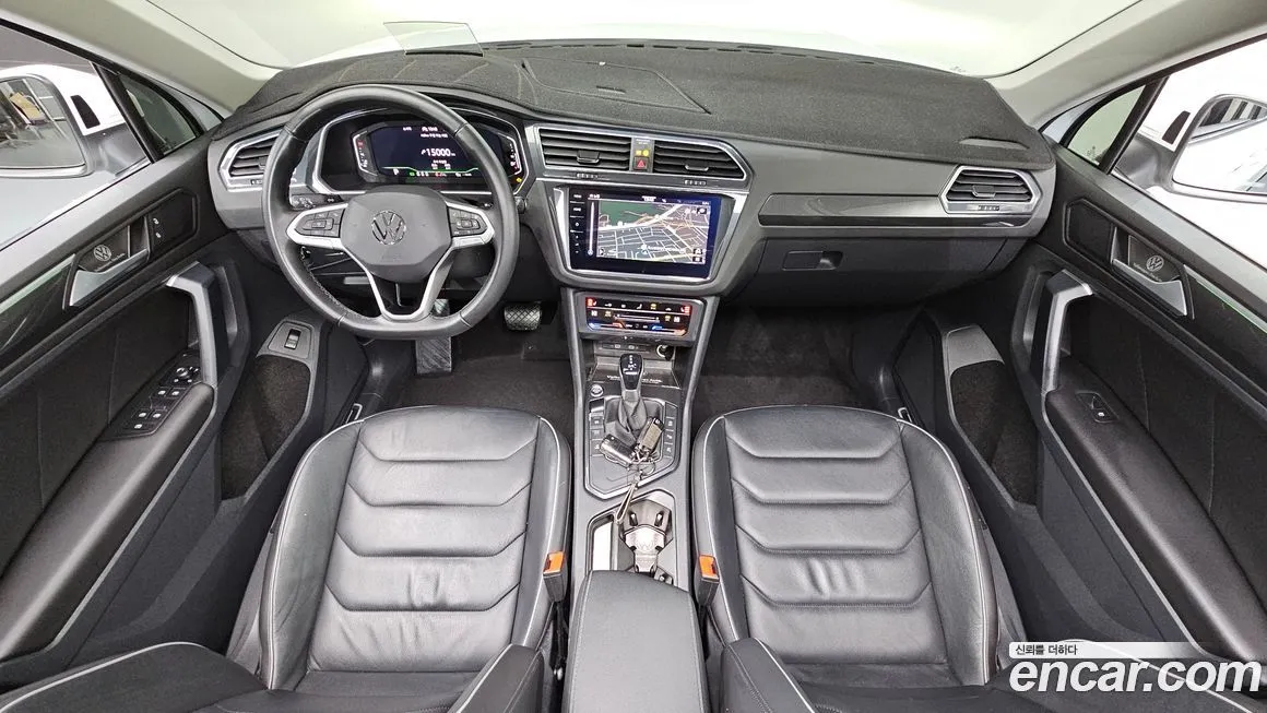 Volkswagen Tiguan — фото 7