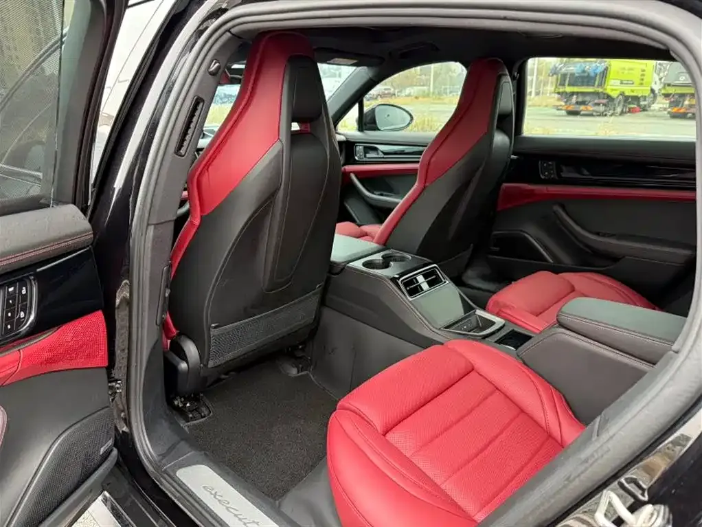 Porsche Panamera 2025 из CN, фото 6