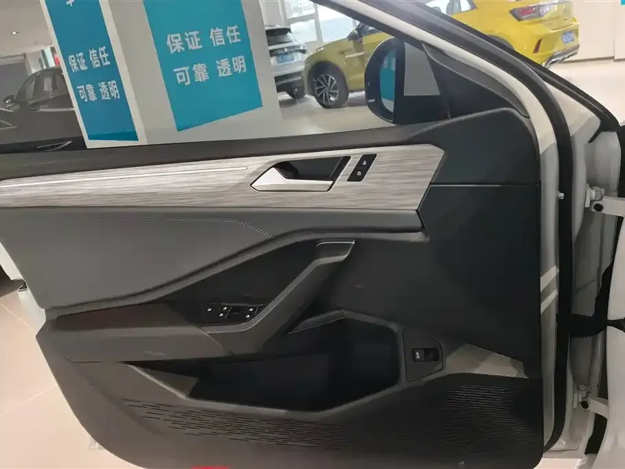 Volkswagen Sagitar 2023 из CN, фото 8