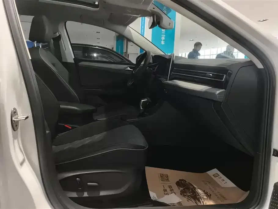Volkswagen Sagitar 2023 из CN, фото 2