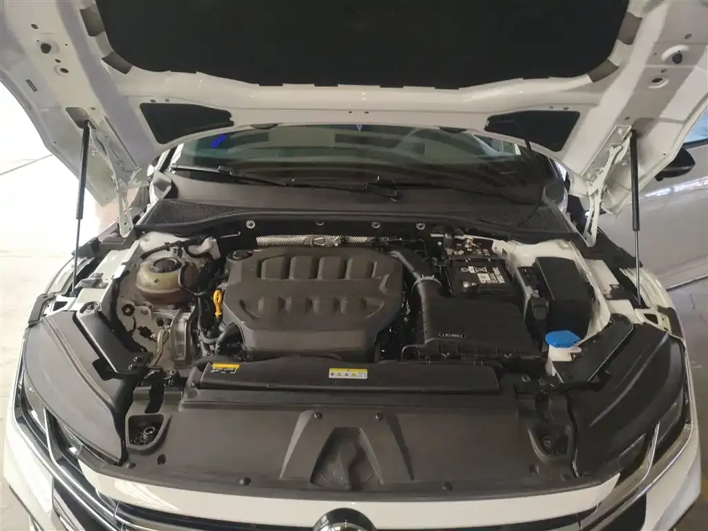 Volkswagen CC 2024 из CN, фото 7