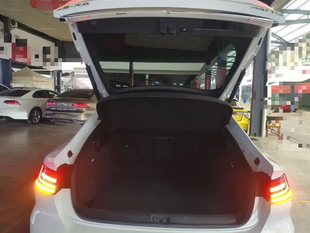 Volkswagen CC 2024 из CN, фото 6