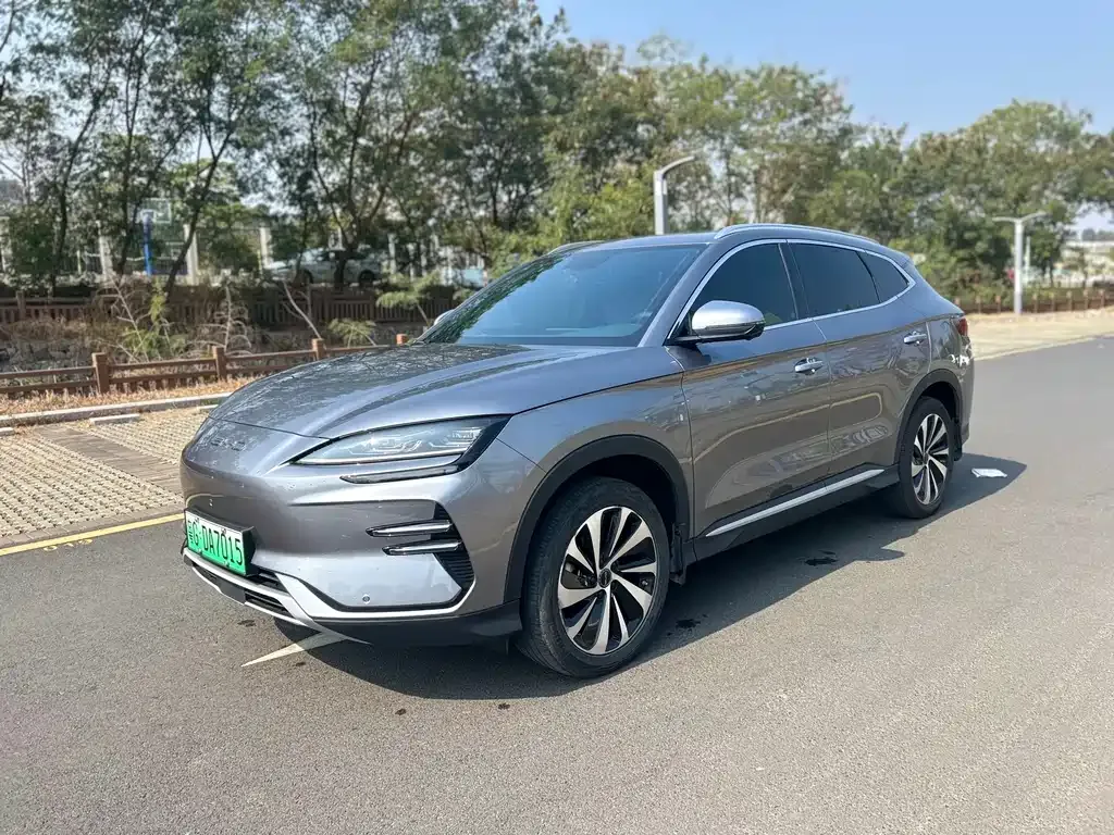 BYD PLUS New Energy — фото 1