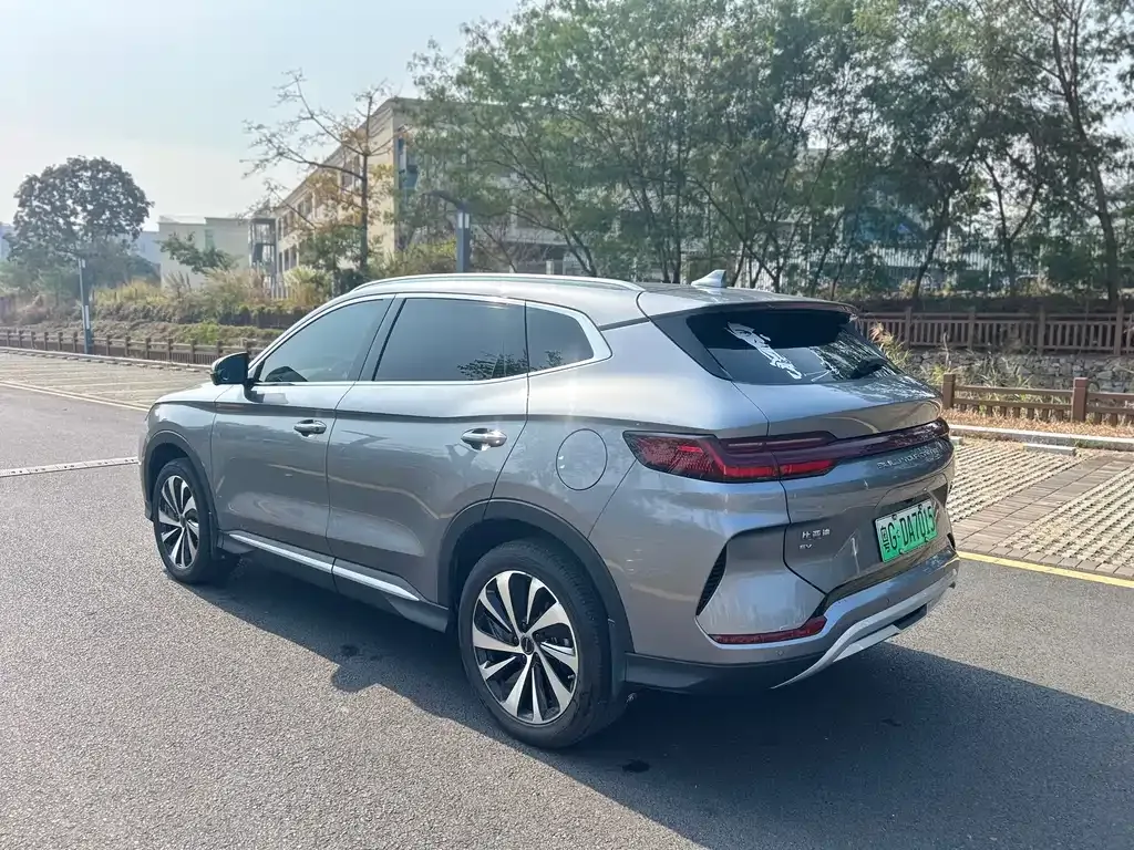 BYD PLUS New Energy — фото 5
