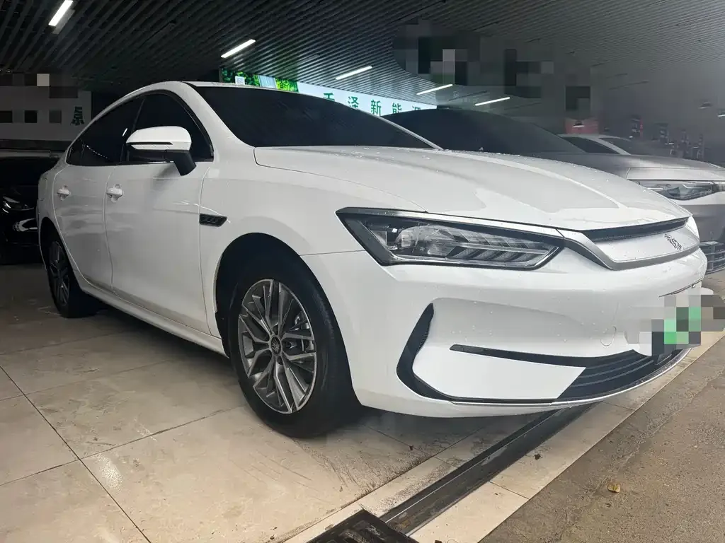 BYD Qin PLUS — фото 9