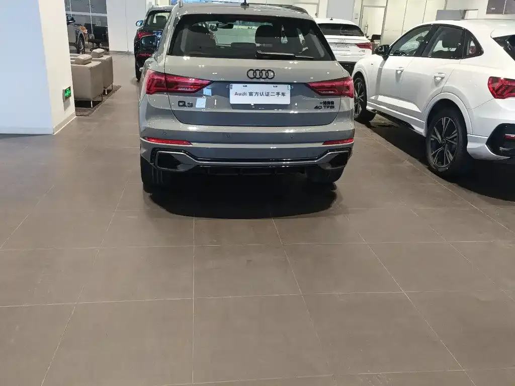 Audi Q3 2024 из CN, фото 7