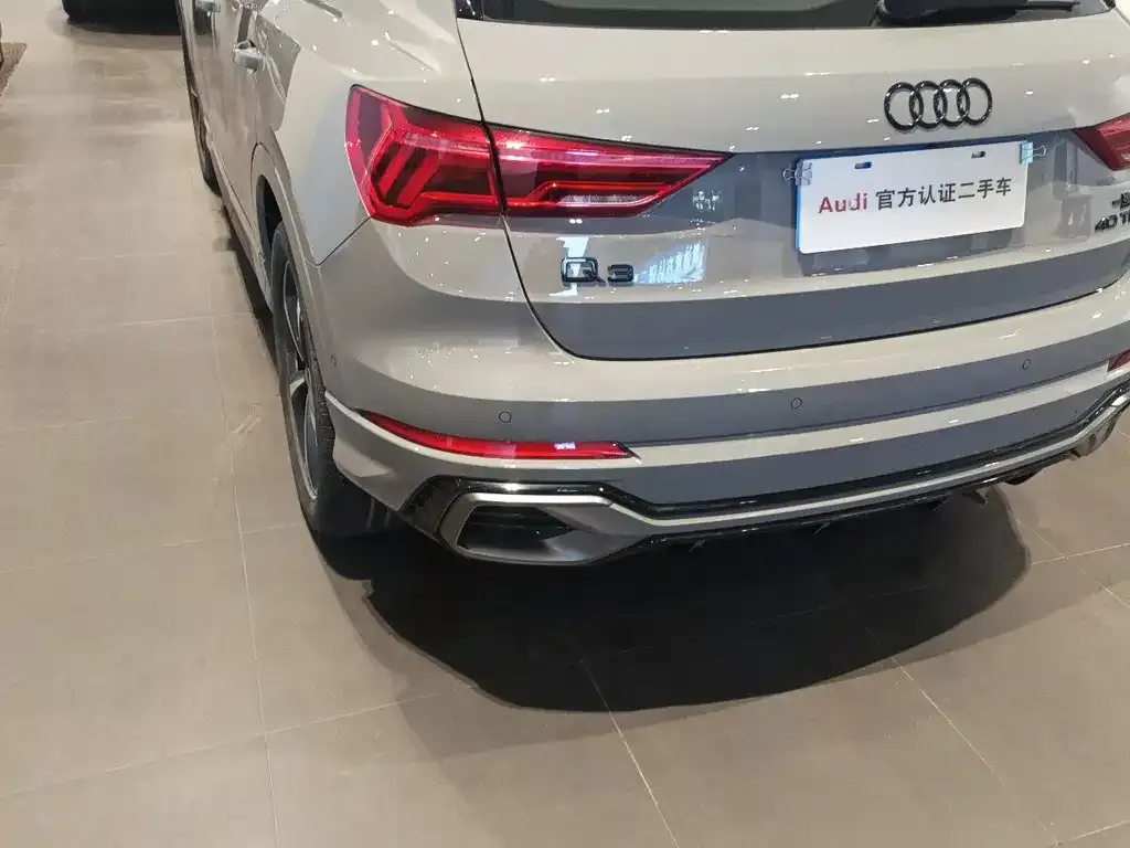 Audi Q3 2024 из CN, фото 3