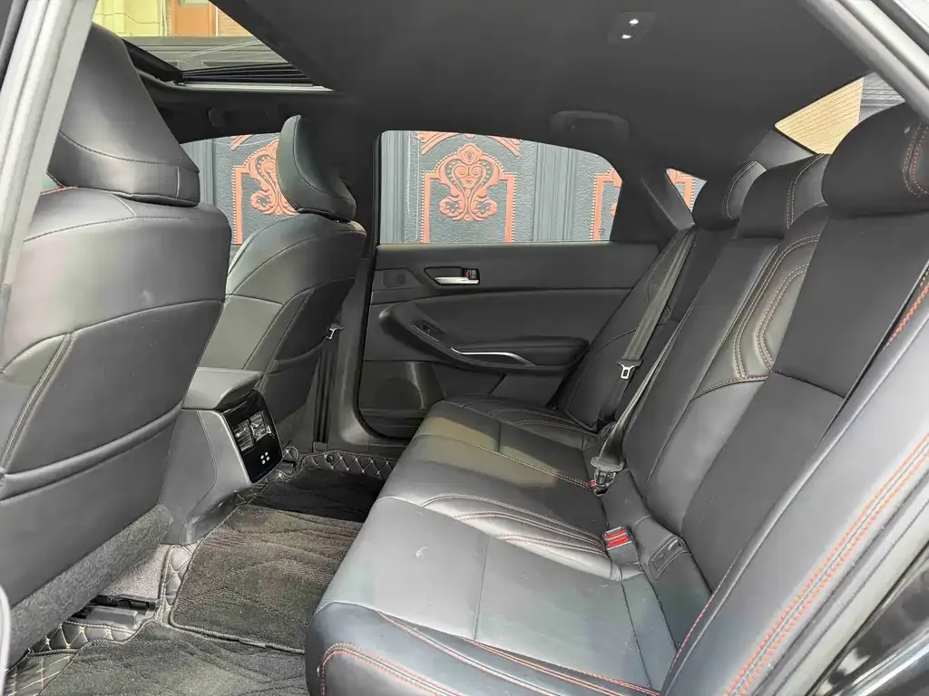 Toyota Avalon 2024 из CN, фото 4