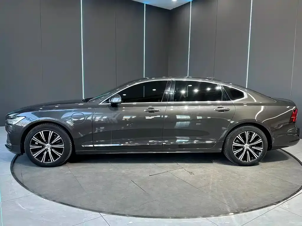 Volvo S90 PHEV — фото 6