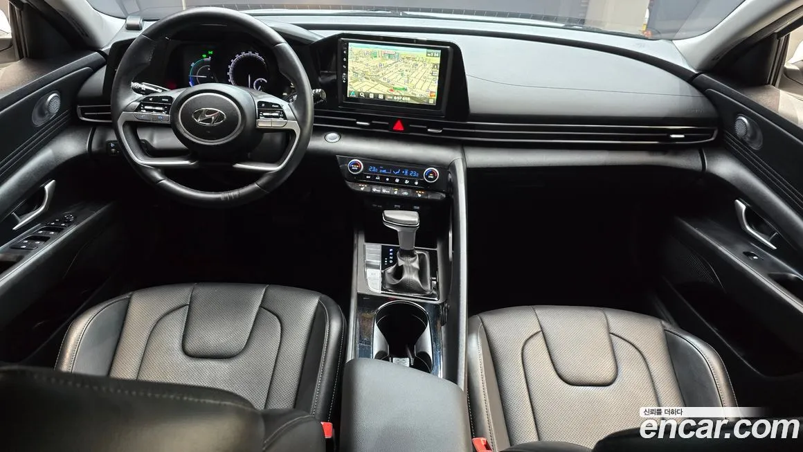 Hyundai AVANTE 2023 из KR, фото 4