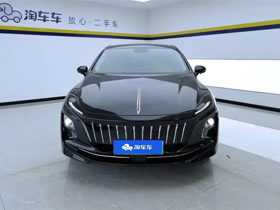 Hongqi E-QM5 2024 из CN, фото 9