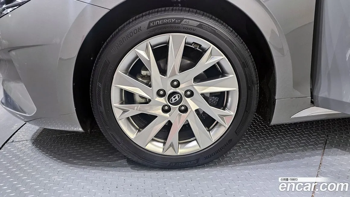 Hyundai Grandeur 2022 из KR, фото 9