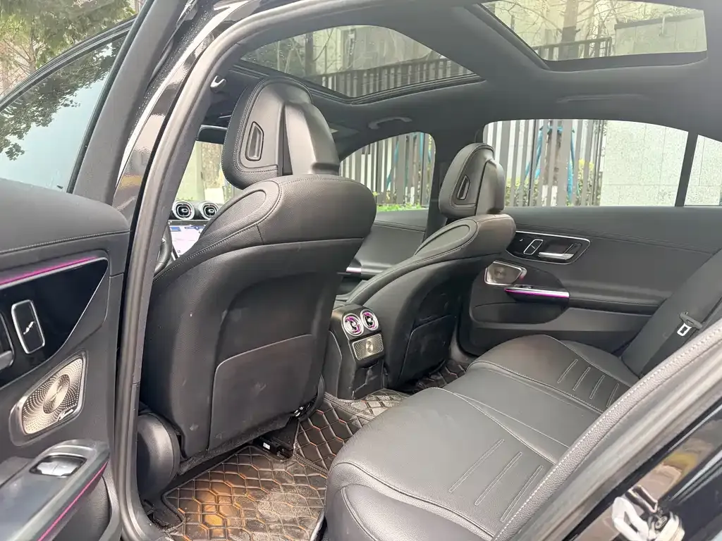 Mercedes-Benz C-Class 2023 из CN, фото 9