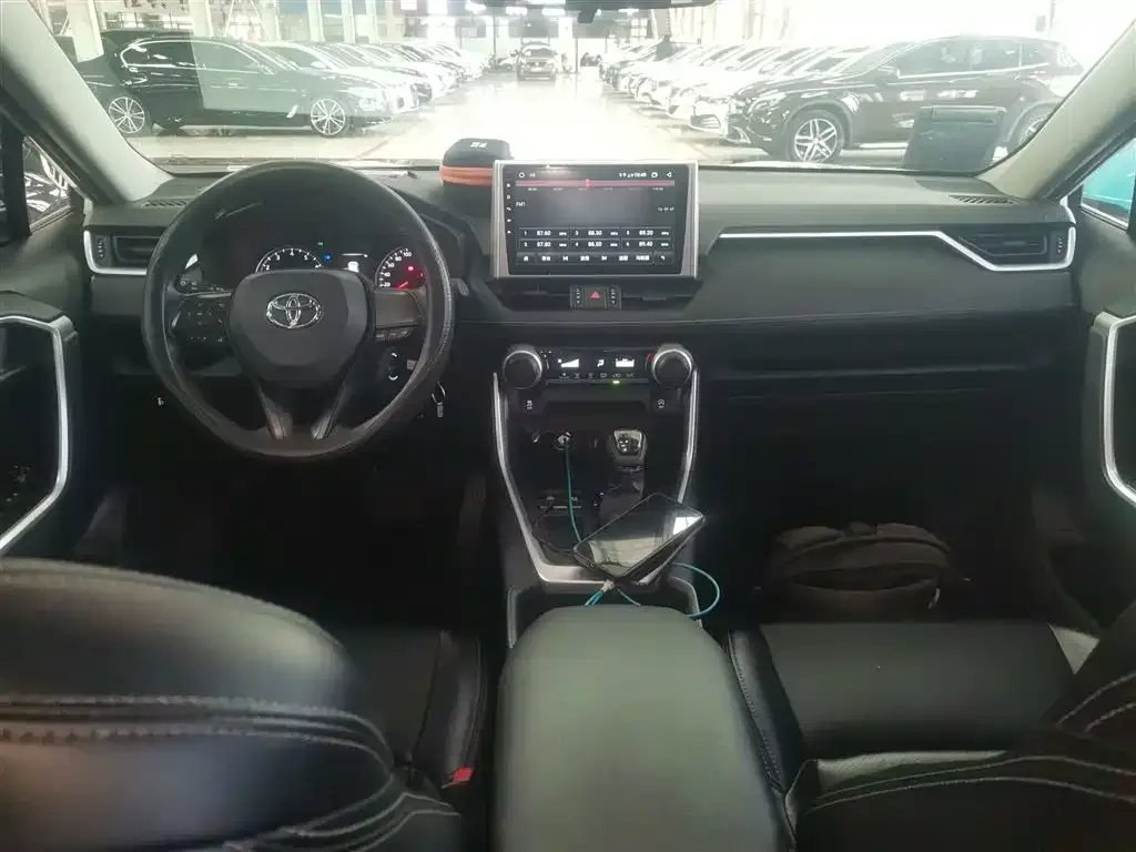 Toyota Wildlander 2023 из CN, фото 10