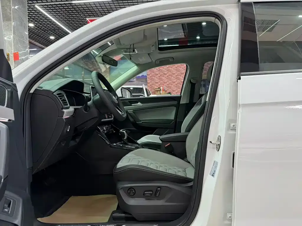 Volkswagen Tayron 2023 из CN, фото 3