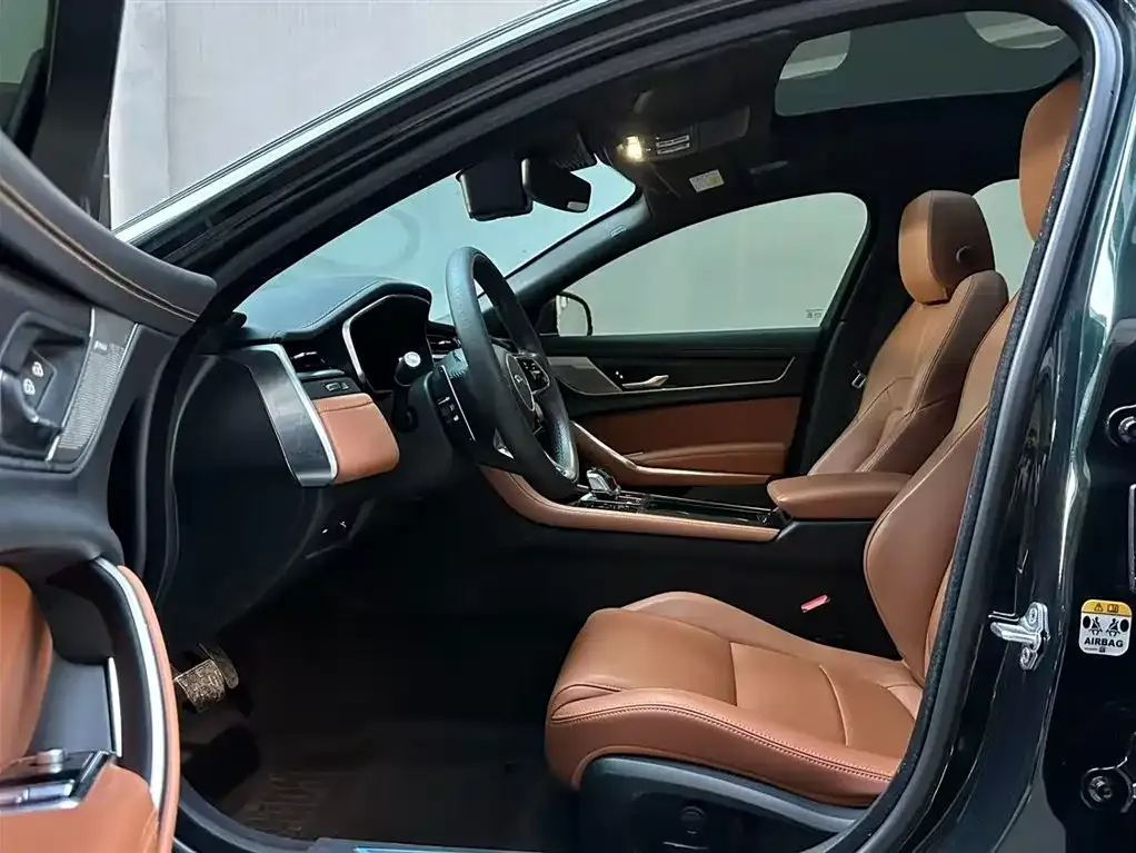 Jaguar XFL 2024 из CN, фото 2