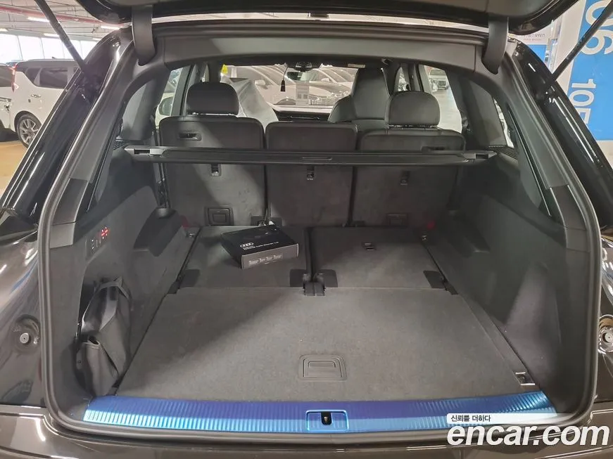 Audi Q7 2026 из KR, фото 5