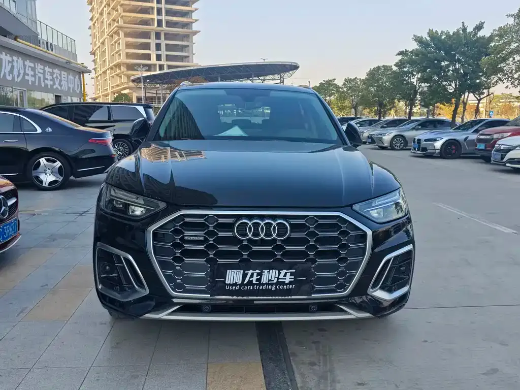 Audi Q5L 2022 из CN, фото 3