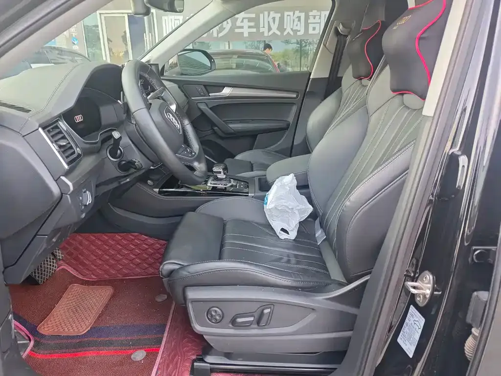 Audi Q5L 2022 из CN, фото 6