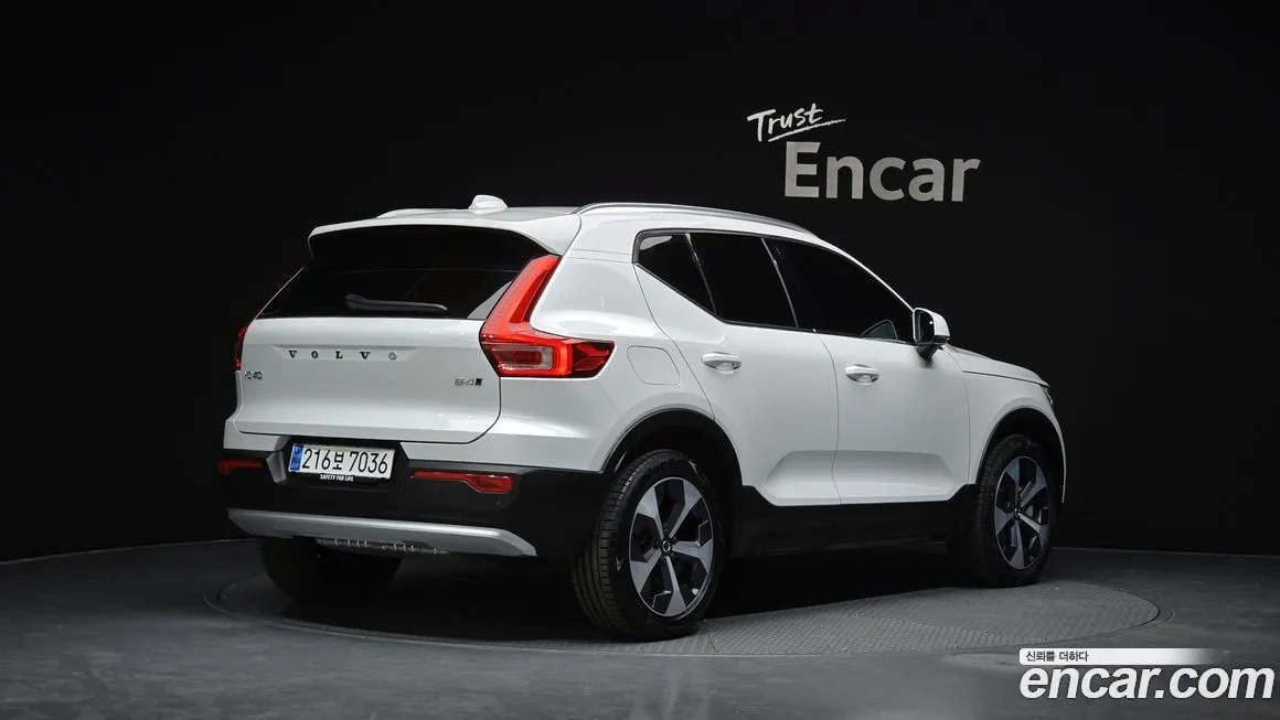 Volvo XC40 2024 из KR, фото 3
