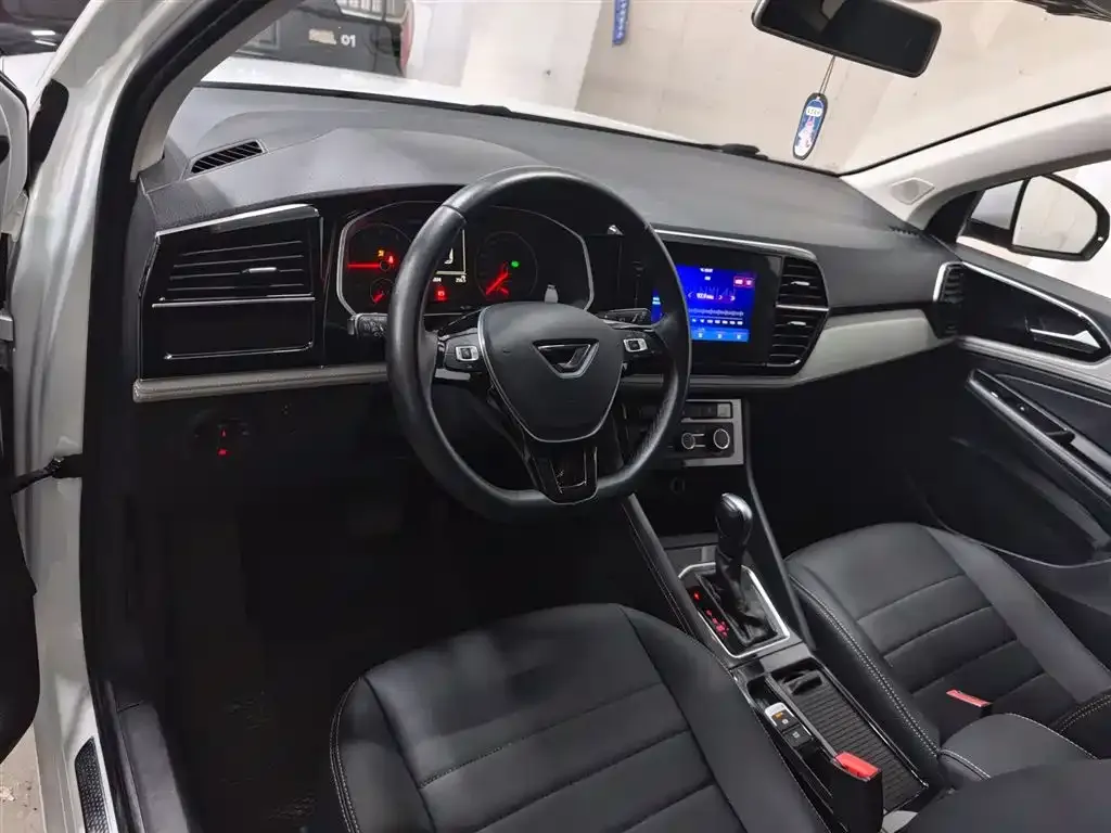 Jetta VS7 2023 из CN, фото 5