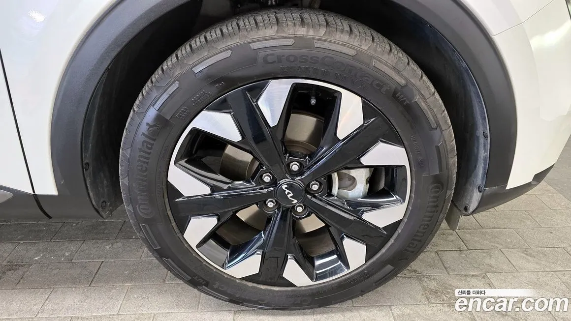 Kia Sportage — фото 9
