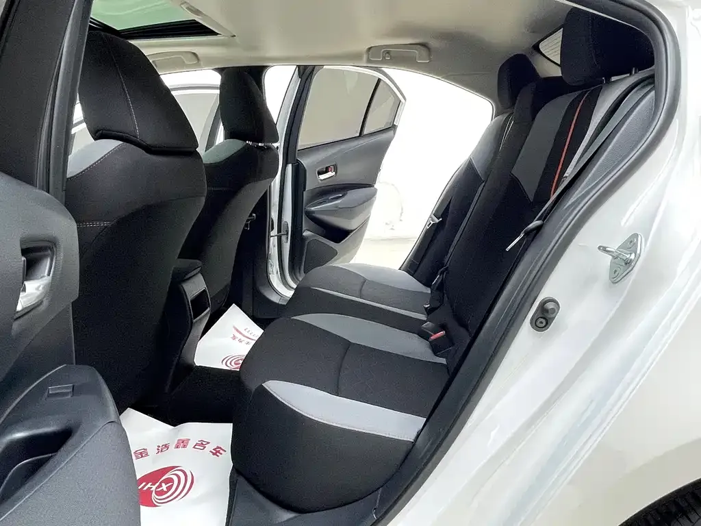 Toyota Corolla 2023 из CN, фото 10