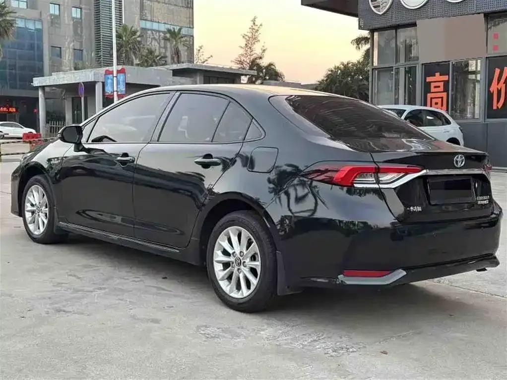Toyota Corolla 2022 из CN, фото 2