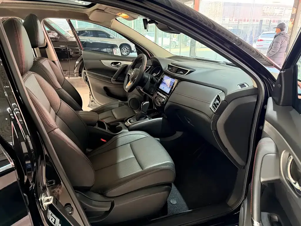 Nissan Qashqai 2022 из CN, фото 3