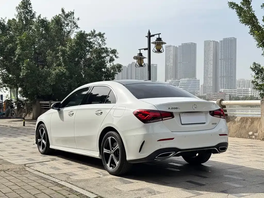 Mercedes-Benz A-Class 2023 из CN, фото 8