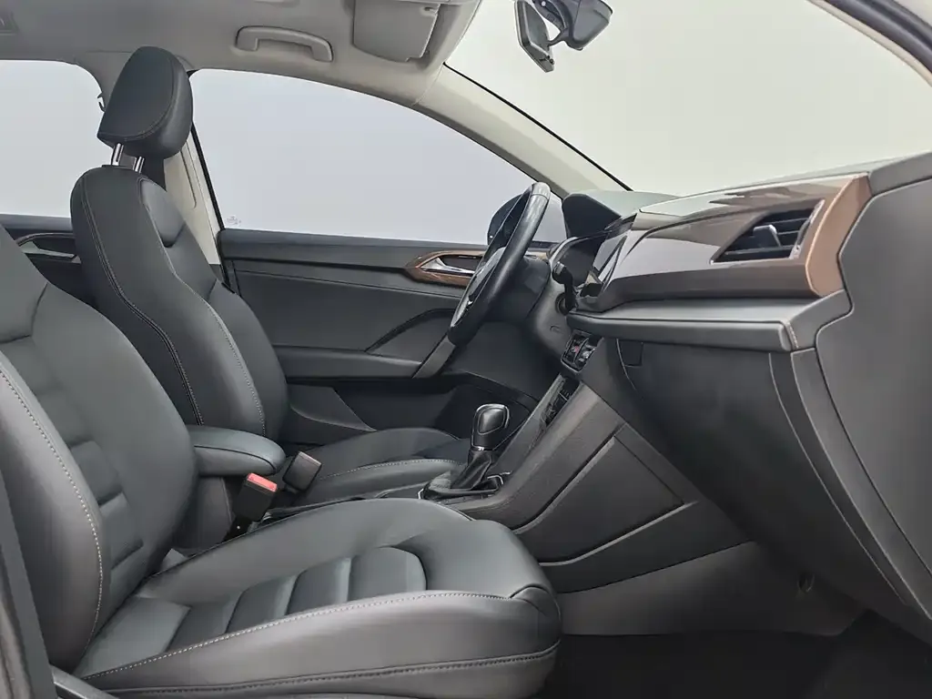 Volkswagen Tharu 2022 из CN, фото 5